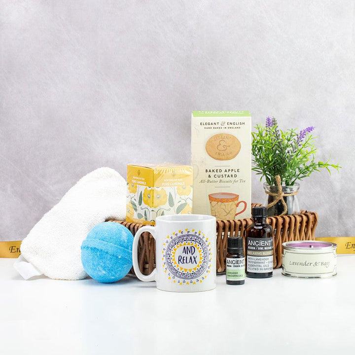 And Relax Luxury Aromatherapy Gift Basket